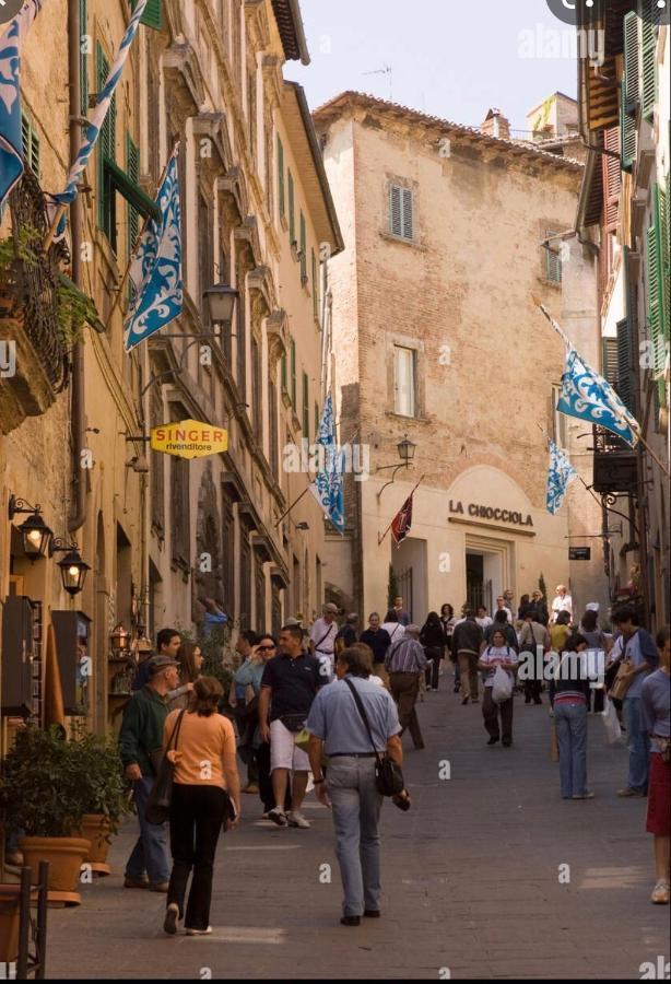 Il Corso Di Montepulciano Bed & Breakfast Luaran gambar