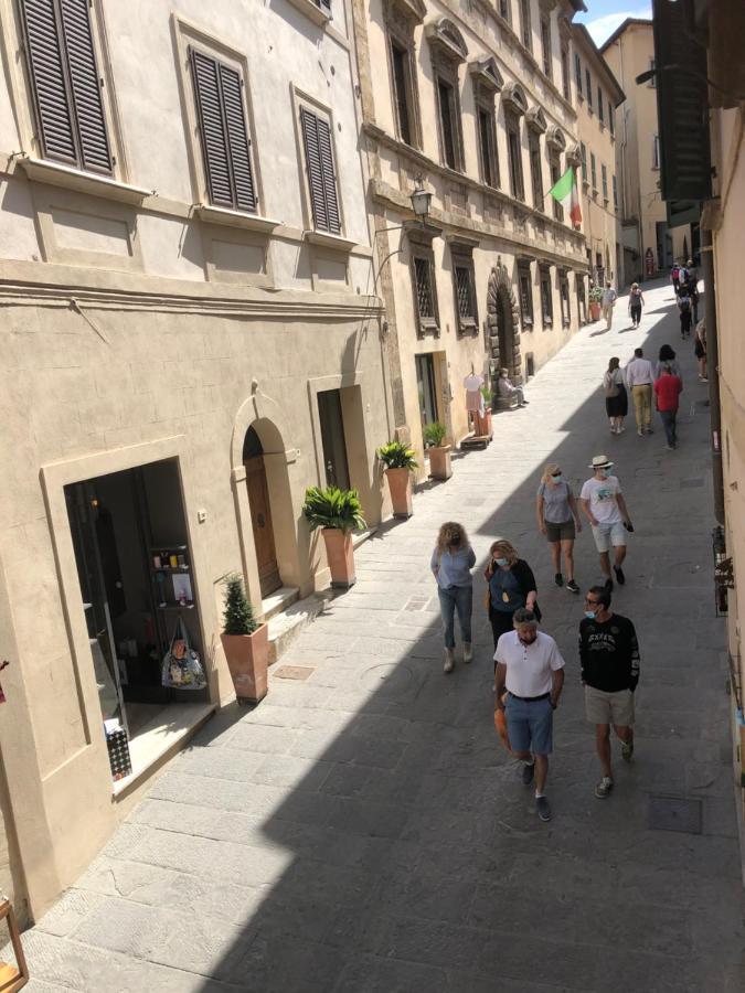 Il Corso Di Montepulciano Bed & Breakfast Luaran gambar